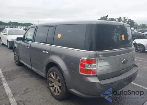 2009 Ford Flex Limited z USA, uszkodzony, nr VIN 2FMEK63C39BA14006